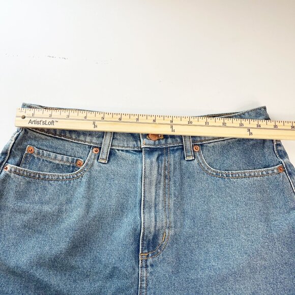 NEW Victorias Secret PINK 29 Medium Wash Denim High Rise Jean Shorts Cut Off - Picture 6 of 8